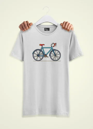 holding-Tshirt-bycicle
